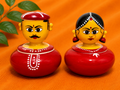 Traditional wooden Indian couple set with kumkum – handcrafted decorative figurine by Jumbo Maama