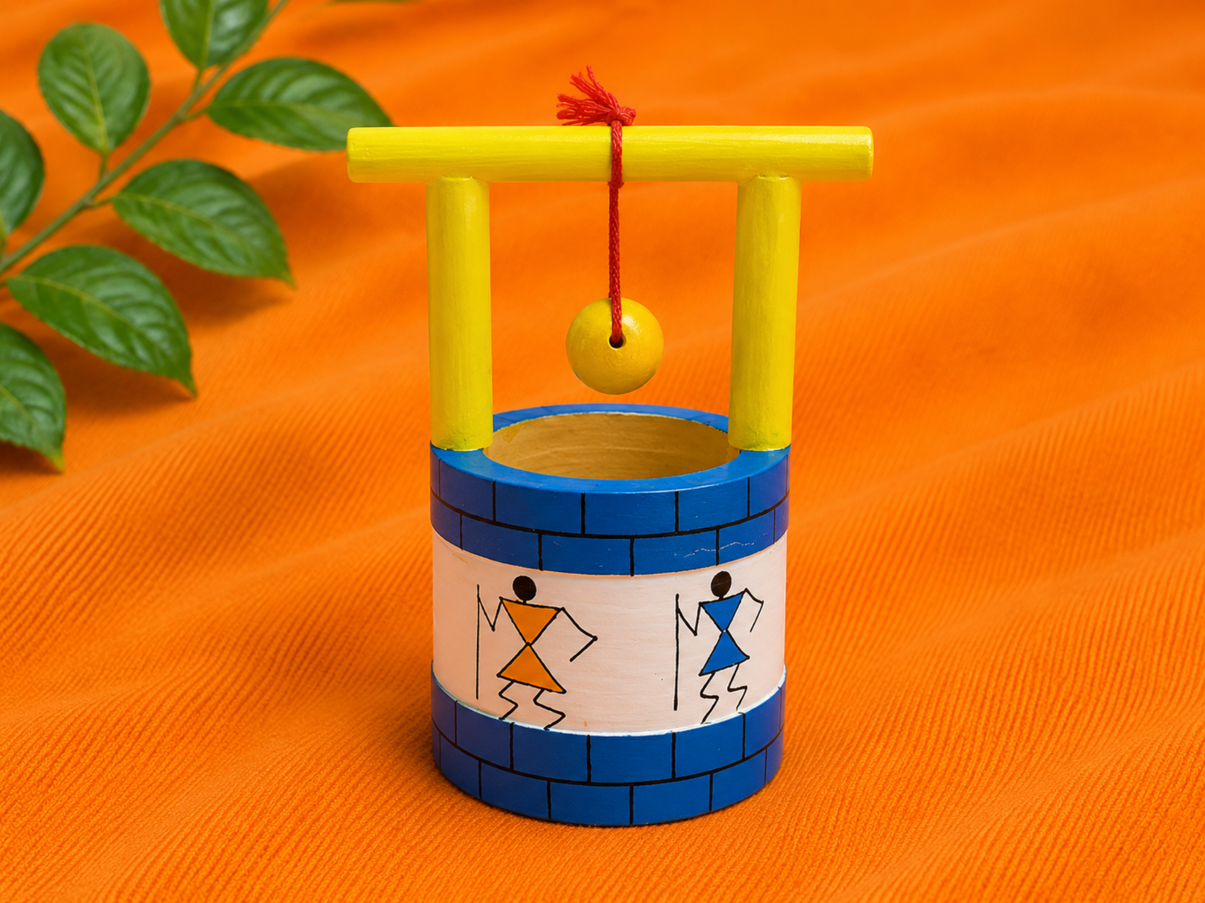 Wooden decorative figurine with Warli well paintings – handcrafted Indian folk art by Jumbo Maama