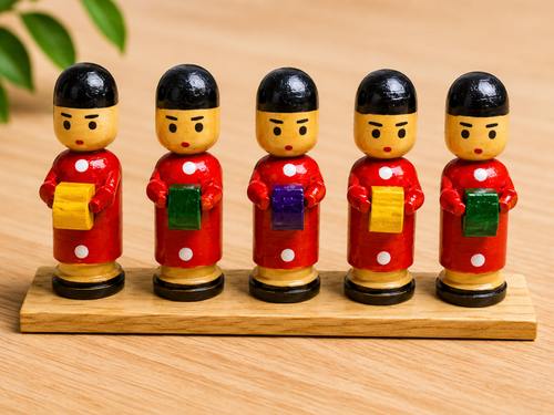 Channapatna wooden musician doll set – handcrafted traditional Indian heritage toy by Jumbo Maama